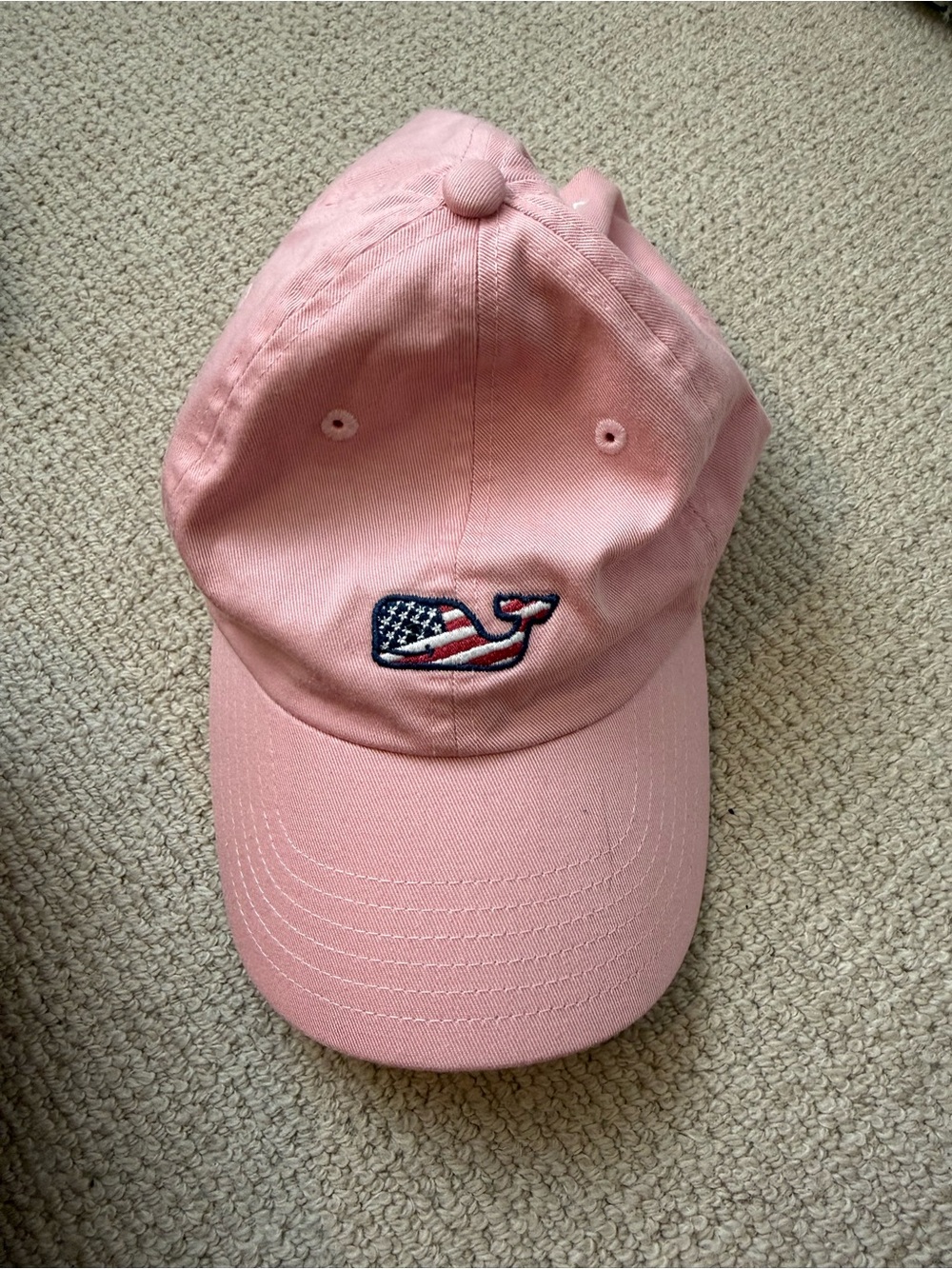 Pink vineyard vines hat 🇺🇸